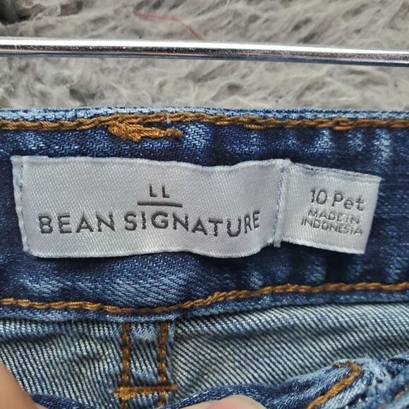 L.L. Bean Jeans Womens 10 Petite Blue Signature Straight Stretch Organic Denim - Picture 2 of 11